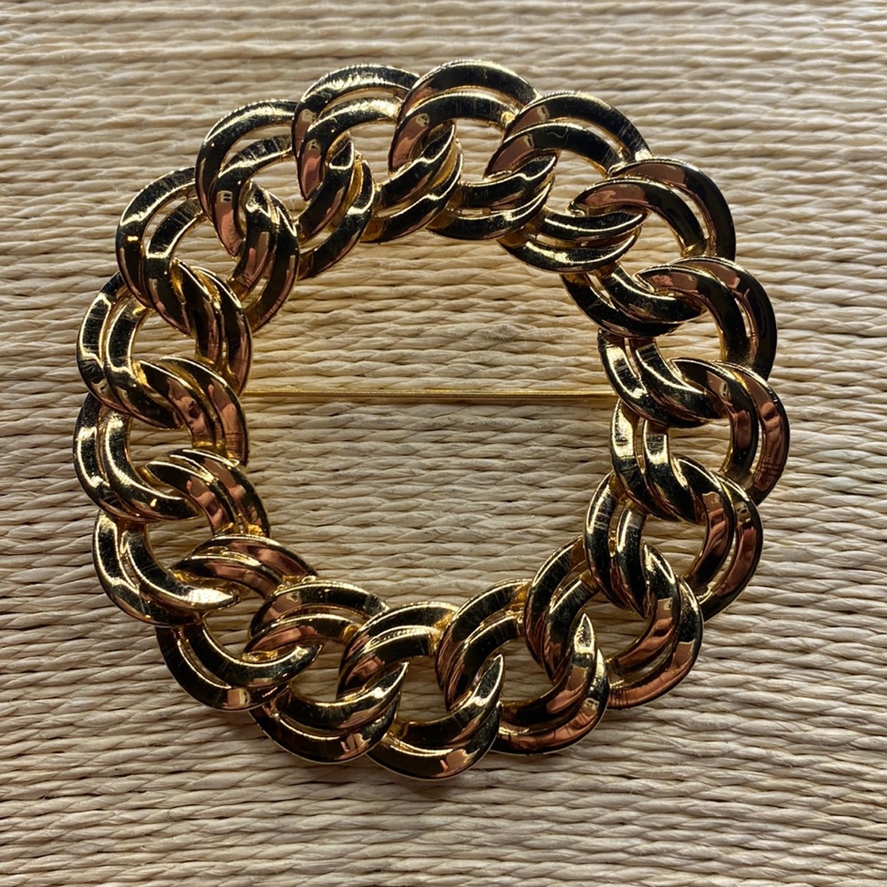Signed Monet Large Double Link Chain Style Brooch… - image 1